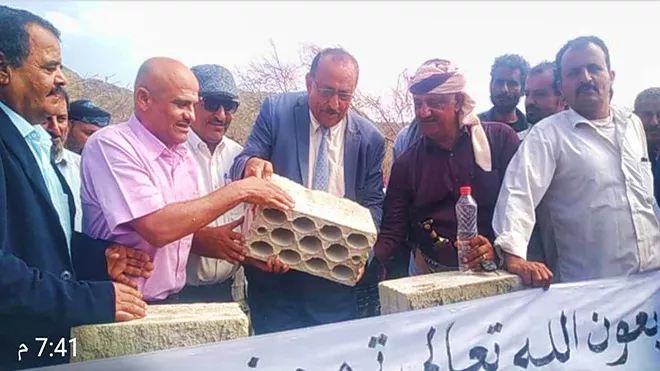 ​وضع حجر الأساس لمشروع طريق الشهيد راجح بن نصور بردفان